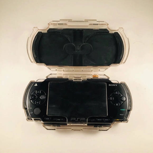 PSP bundle - Picture 3 of 5